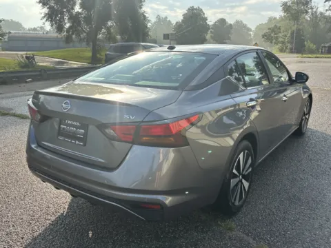 Another view of 2022 Nissan Altima 2.5 SV for sale in Wayland, MI at Twins Chrysler Dodge Jeep Ram