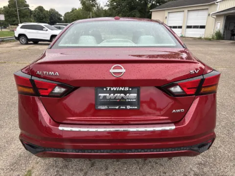 More photos of 2023 Nissan Altima 2.5 SV at Twins Chrysler Dodge Jeep Ram, MI