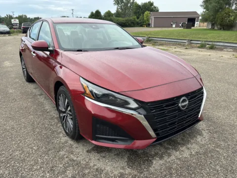 Red 2023 Nissan Altima 2.5 SV for sale in Wayland, MI