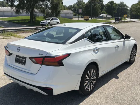 More photos of 2024 Nissan Altima 2.5 SV at Twins Chrysler Dodge Jeep Ram, MI