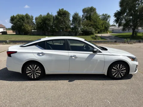 More photos of 2024 Nissan Altima 2.5 SV at Twins Chrysler Dodge Jeep Ram, MI