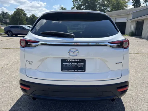 More photos of 2022 Mazda CX-9 Touring Plus at Twins Chrysler Dodge Jeep Ram, MI