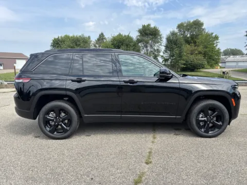 Photos of 2027 Jeep Grand Cherokee Limited for sale in Wayland, MI at Twins Chrysler Dodge Jeep Ram
