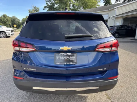 More photos of 2021 Chevrolet Equinox LS at Twins Chrysler Dodge Jeep Ram, MI