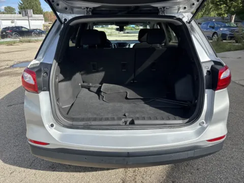More photos of 2021 Chevrolet Equinox LS at Twins Chrysler Dodge Jeep Ram, MI