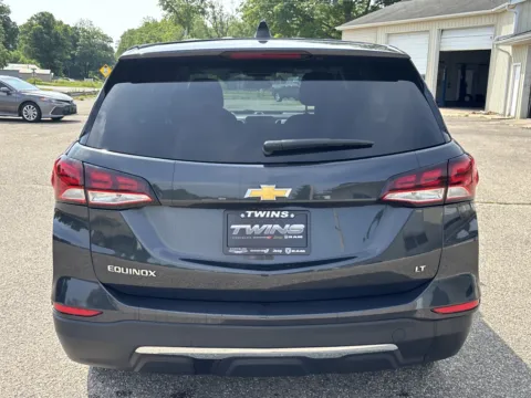 More photos of 2022 Chevrolet Equinox LT at Twins Chrysler Dodge Jeep Ram, MI