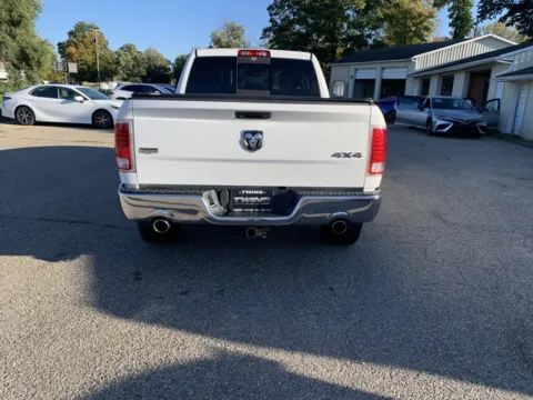 More photos of 2018 Ram 1500 Laramie at Twins Chrysler Dodge Jeep Ram, MI