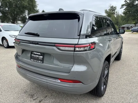 Another view of 2027 Jeep Grand Cherokee Limited Reserve for sale in Wayland, MI at Twins Chrysler Dodge Jeep Ram