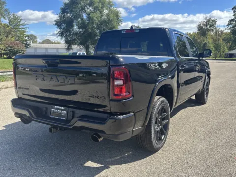 More photos of 2027 Ram 1500 Laramie at Twins Chrysler Dodge Jeep Ram, MI