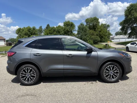 Photos of 2022 Ford Escape SE Plug-In Hybrid for sale in Wayland, MI at Twins Chrysler Dodge Jeep Ram