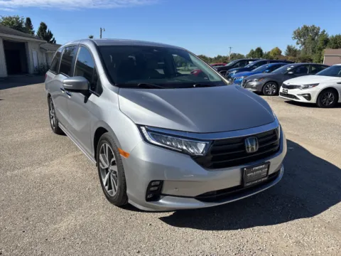 Gray 2023 Honda Odyssey Touring for sale in Wayland, MI