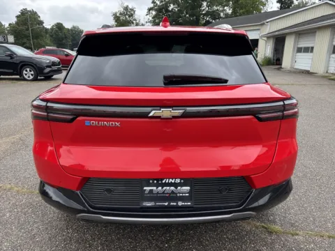 More photos of 2024 Chevrolet Equinox EV LT at Twins Chrysler Dodge Jeep Ram, MI