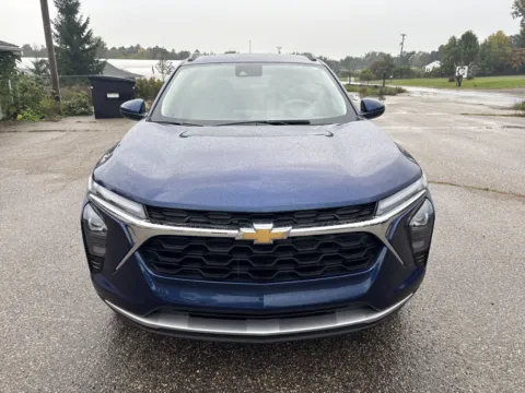 More photos of 2024 Chevrolet Trax LT at Twins Chrysler Dodge Jeep Ram, MI