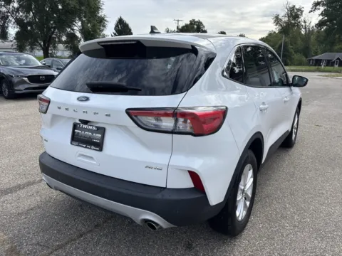 More photos of 2021 Ford Escape SE at Twins Chrysler Dodge Jeep Ram, MI