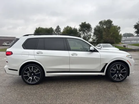 Photos of 2022 BMW X7 xDrive40i for sale in Wayland, MI at Twins Chrysler Dodge Jeep Ram