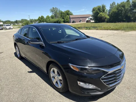 Black 2023 Chevrolet Malibu LT for sale in Wayland, MI