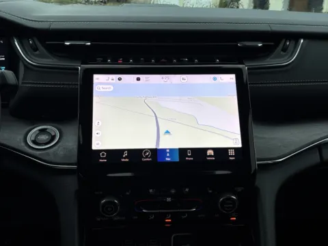 More photos of 2024 Jeep Grand Cherokee 4xe Overland at Twins Chrysler Dodge Jeep Ram, MI