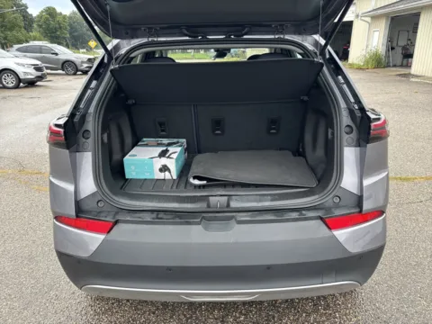 More photos of 2023 Chevrolet Bolt EUV Premier at Twins Chrysler Dodge Jeep Ram, MI