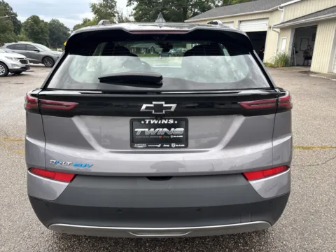 More photos of 2023 Chevrolet Bolt EUV Premier at Twins Chrysler Dodge Jeep Ram, MI