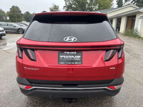 More photos of 2023 Hyundai Tucson SEL at Twins Chrysler Dodge Jeep Ram, MI