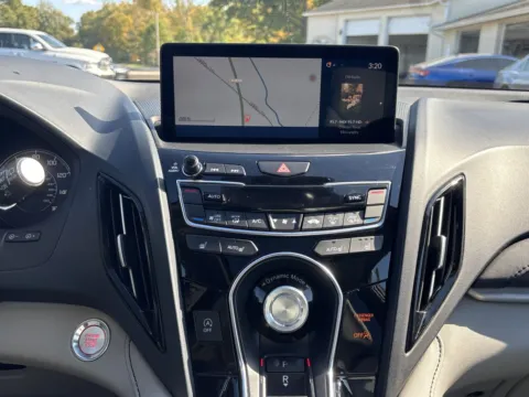 More photos of 2019 Acura RDX w/Technology Pkg at Twins Chrysler Dodge Jeep Ram, MI