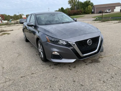 Gray 2022 Nissan Altima 2.5 S for sale in Wayland, MI