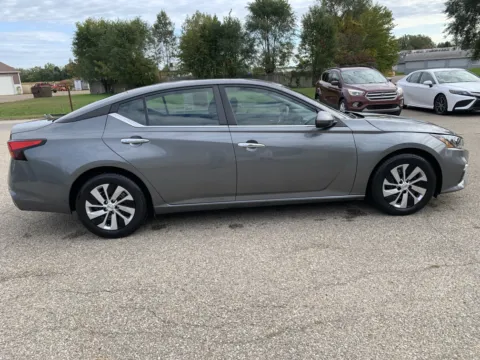 Photos of 2022 Nissan Altima 2.5 S for sale in Wayland, MI at Twins Chrysler Dodge Jeep Ram