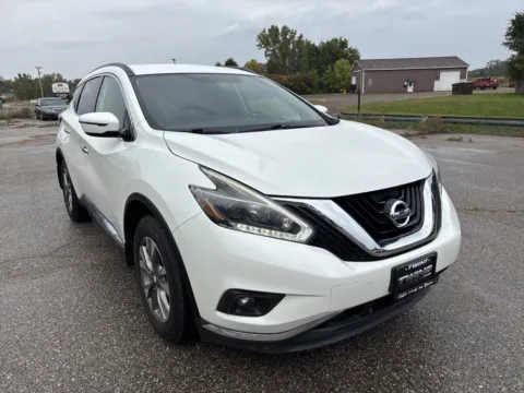 White 2018 Nissan Murano SV for sale in Wayland, MI
