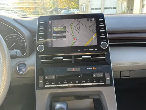 More photos of 2021 Toyota Avalon Hybrid Limited at Twins Chrysler Dodge Jeep Ram, MI