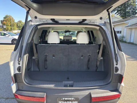 More photos of 2026 Hyundai Santa Fe SEL at Twins Chrysler Dodge Jeep Ram, MI