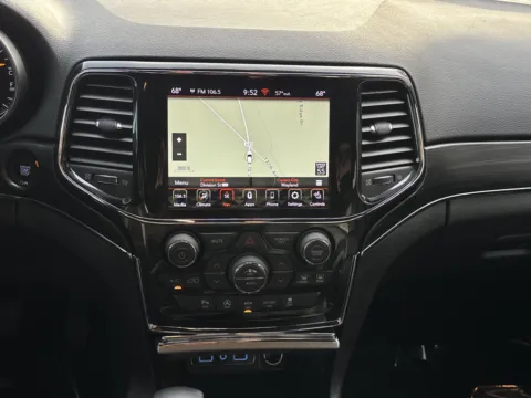 More photos of 2022 Jeep Grand Cherokee WK Limited at Twins Chrysler Dodge Jeep Ram, MI