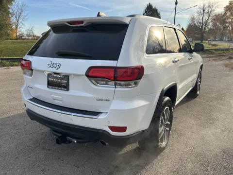 Another view of 2022 Jeep Grand Cherokee WK Limited for sale in Wayland, MI at Twins Chrysler Dodge Jeep Ram