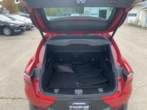 More photos of 2024 Alfa Romeo Tonale Veloce at Twins Chrysler Dodge Jeep Ram, MI