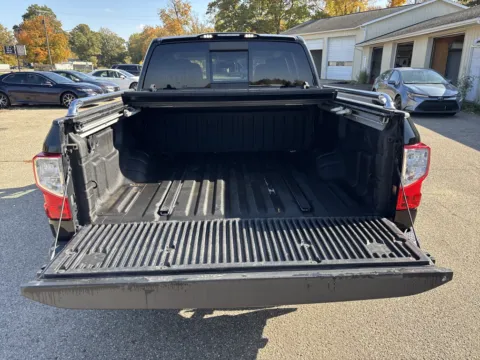 More photos of 2017 Nissan Titan SL at Twins Chrysler Dodge Jeep Ram, MI