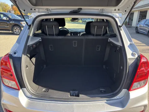 More photos of 2020 Chevrolet Trax LS at Twins Chrysler Dodge Jeep Ram, MI