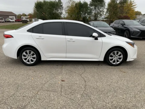 More photos of 2024 Toyota Corolla LE at Twins Chrysler Dodge Jeep Ram, MI