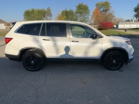 White 2016 Honda Pilot LX for sale in Wayland, MI