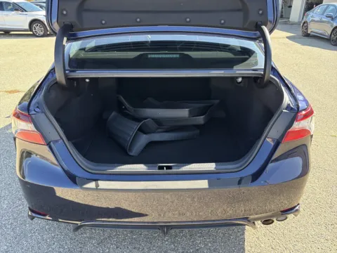 More photos of 2022 Toyota Camry SE at Twins Chrysler Dodge Jeep Ram, MI
