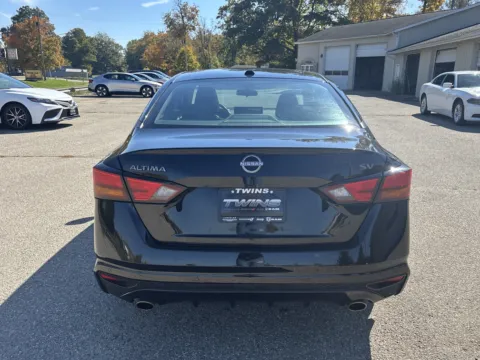More photos of 2024 Nissan Altima 2.5 SV at Twins Chrysler Dodge Jeep Ram, MI