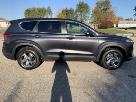 More photos of 2023 Hyundai Santa Fe SE at Twins Chrysler Dodge Jeep Ram, MI