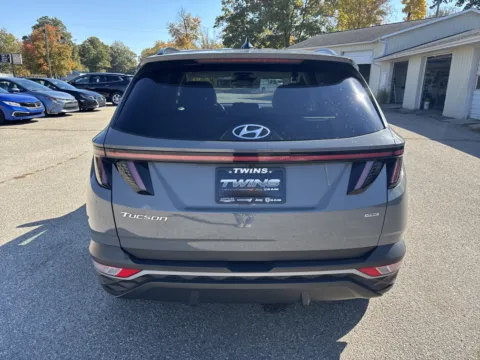 More photos of 2024 Hyundai Tucson SEL at Twins Chrysler Dodge Jeep Ram, MI