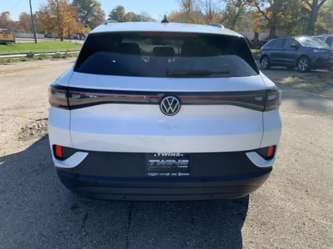 More photos of 2023 Volkswagen ID.4 Pro S at Twins Chrysler Dodge Jeep Ram, MI