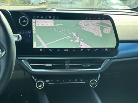 More photos of 2024 Chevrolet Equinox EV LT at Twins Chrysler Dodge Jeep Ram, MI