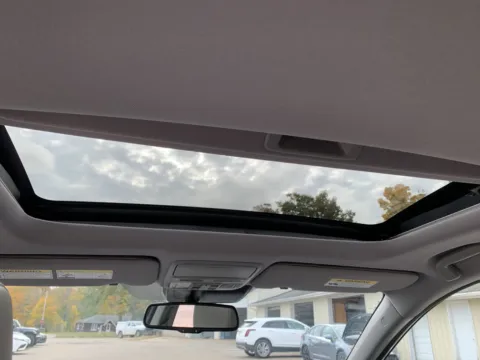 More photos of 2022 Honda CR-V EX-L at Twins Chrysler Dodge Jeep Ram, MI