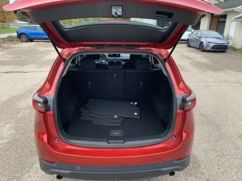 More photos of 2023 Mazda CX-5 2.5 S at Twins Chrysler Dodge Jeep Ram, MI