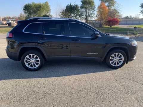 Photos of 2019 Jeep Cherokee Latitude for sale in Wayland, MI at Twins Chrysler Dodge Jeep Ram