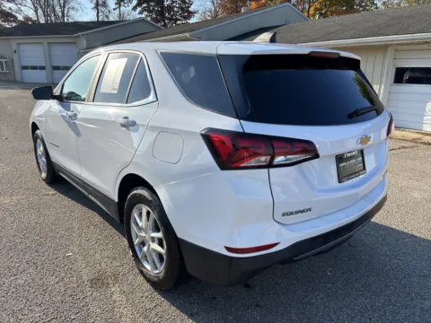 More photos of 2023 Chevrolet Equinox LT at Twins Chrysler Dodge Jeep Ram, MI
