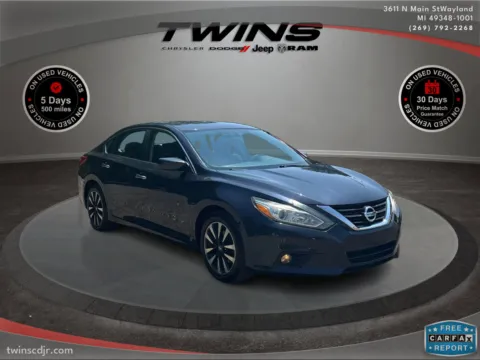 Blue 2018 Nissan Altima 2.5 SV for sale in Wayland, MI