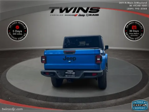 More photos of 2021 Jeep Gladiator Willys at Twins Chrysler Dodge Jeep Ram, MI