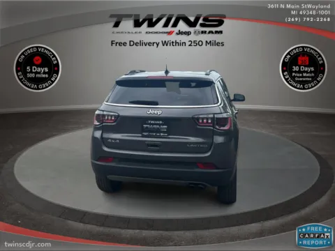 More photos of 2022 Jeep Compass Limited at Twins Chrysler Dodge Jeep Ram, MI